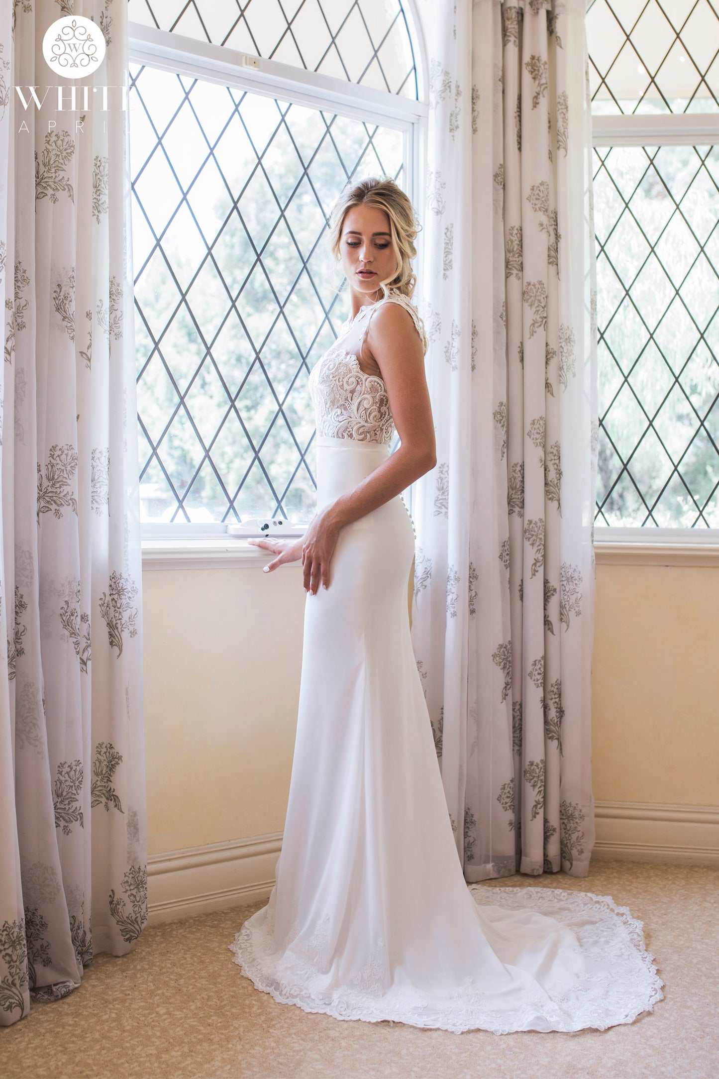 White April WA6007-1Z