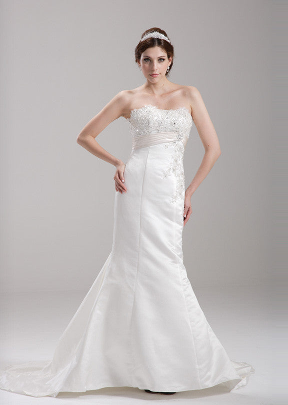 Bridal gown