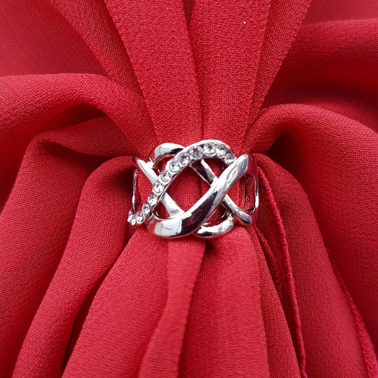 The U Wrap with Diamonte Scarf Ring Set (Red)